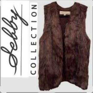 Sebby Collection. Faux Fur and Cable Knit Vest - Medium